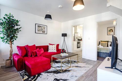 Whitchurch Road Retreat in Cardiff near สวนบิวท์