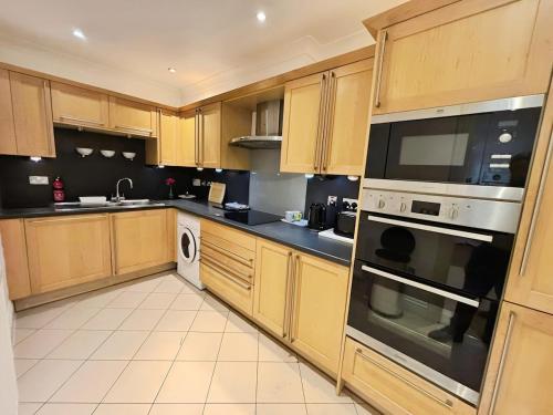 Spacious 3 bed Apt with parking near Harborne High Street, Birmingham (fotografie 2)
