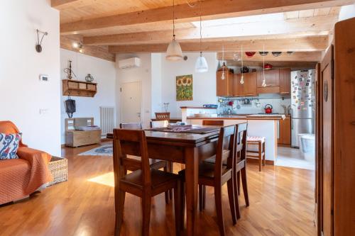 iFlat Penthouse Superpanoramico Trento Villazzano - Apartment - Trento