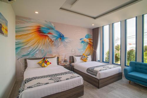 room detail thumbnail 1