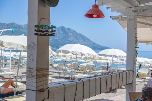 Strand, Hotel Tara Becici in Boreti