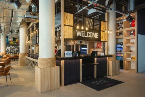 Lobby, Moxy Nice in Mercantour