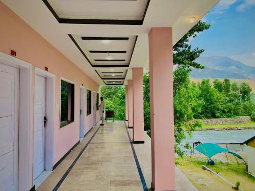 River Gaze Hotel & Restaurant in Shogran