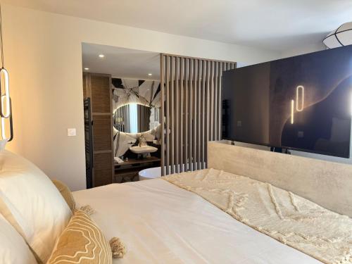 Hôtel Eve Cap d'agde Village Naturiste - Hotel - Cap d'Agde