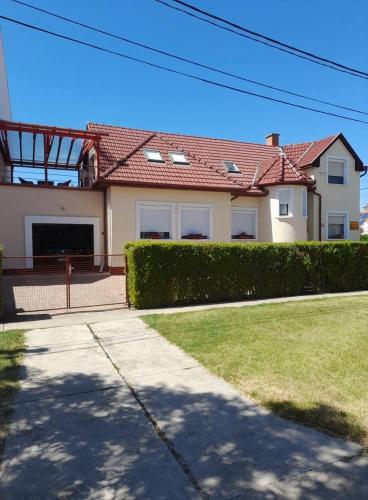 Karika Vendeghaz - Hajduszoboszlo