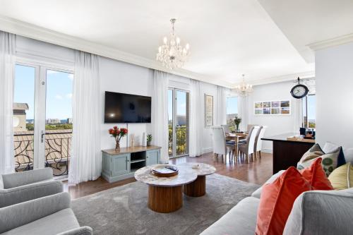Cape Royale Luxury Apartments by Stay In Luxury
