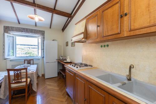 Monti Atmosphere Apartment by Rental in Rome, Roma (foto 10)