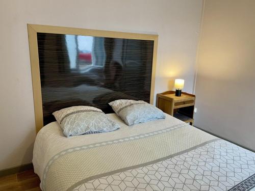. S17 Parking Wifi 2 chambres, 4 personnes Réduc à la semaine ou mois