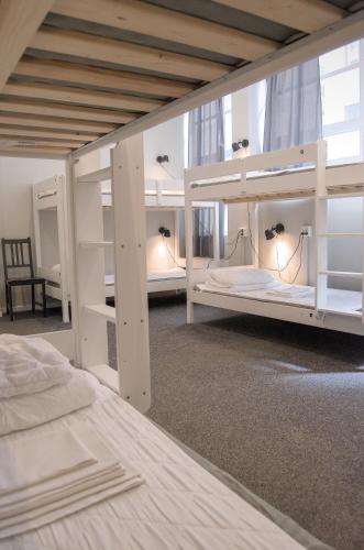 Grad Hotel and Hostel Room Type - Bed in 8-Bed Mixed Dormitory Room