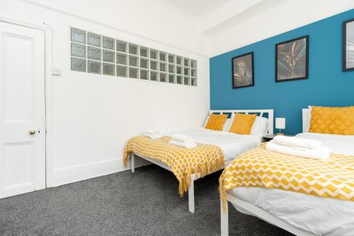 Two-Bedroom Apartment image 10