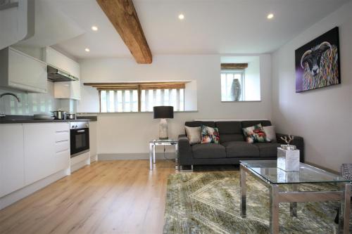 1 & 2 bedroom Weaver's Cottages at Frame Farm in Benenden