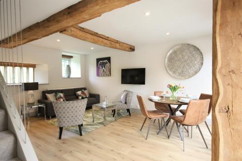1 & 2 bedroom Weaver's Cottages at Frame Farm in Benenden