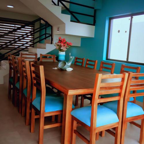 บริการและสิ่งอำนวยความสะดวก, Arenal's Beach Home in ปลายาส  บียามิล