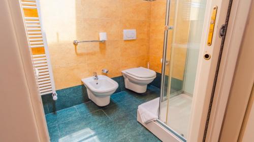 Triple Room image 2