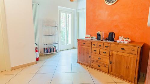 Double Room image 9