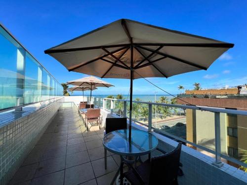 Balcony/terrace, FLAT BEIRA MAR DE CABO BRANCO no Green Sunset Hotel in Joao Pessoa