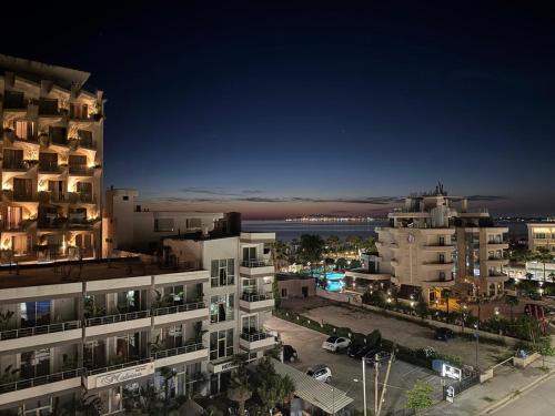One-Bedroom Apartment room in ENJOY Holydays House