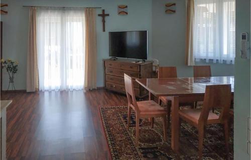 Cozinha, Awesome Home In Porec in Radmani