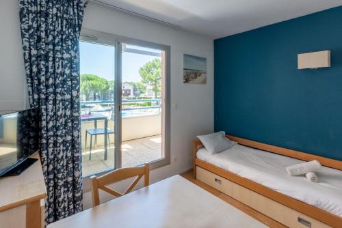 Résidence Odalys Du Port - image 9