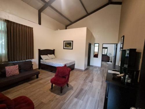 . La Villa Suites el Quetzal