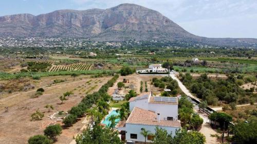 5 Bedroom, rural villa near Javea with pool in Tarraula