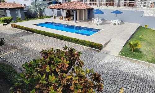 Apartamento com 3 quartos na praia de Taperapuan, localizado no Condomínio Taperapuan Duplex