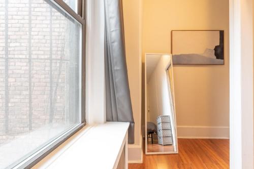 5 Bedroom 2 Bath Full Floor Midtown, New York (fotografie 9)