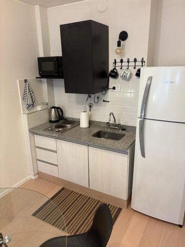 One-Bedroom Apartment image 9