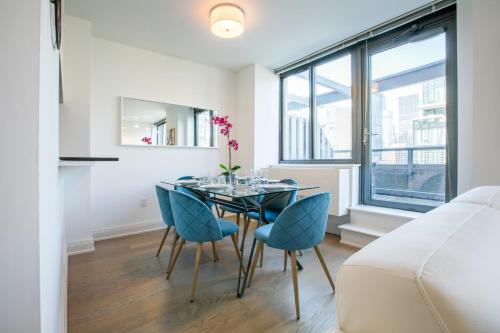 Bright 2 Bedrooms 2 Bathrooms Unit with Balcony, New York (Foto 5)