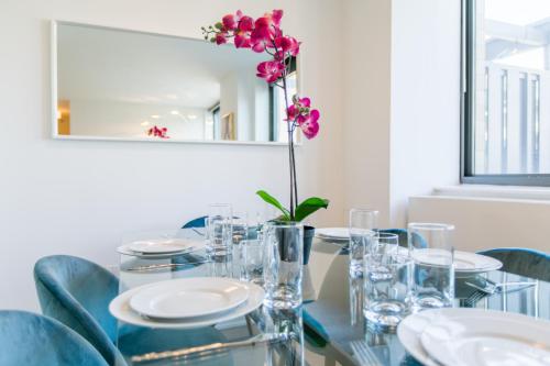 Bright 2 Bedrooms 2 Bathrooms Unit with Balcony, New York (Foto 6)
