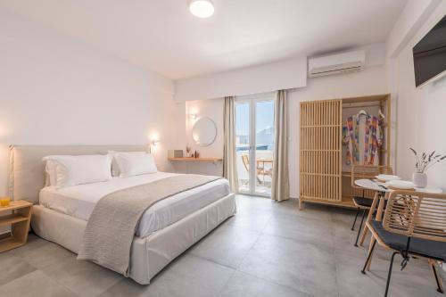 Hotel Ippocampos Studios in Milos Island