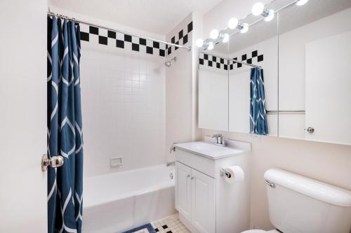Luxury 2 Bed 2 Bath Unit in Prime Location of NYC, New York (photo 10)