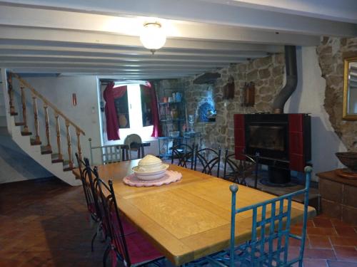 Au cœur de saint Agrève -Séjour Chez l'habitant (Au cœur de saint Agreve -Sejour Chez l'habitant) in Saint-Agreve