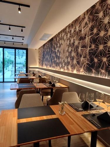 Restaurant, Dazzler by Wyndham Salta in Salta