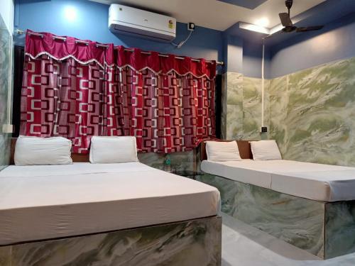2 double beds