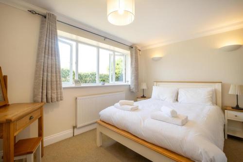 2 Hazelwood - image 2