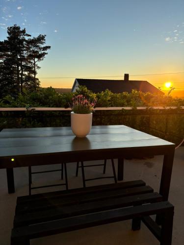 Arendalsuka - stort hus 15 min gangavstand til ferga in อาเร็นดาล