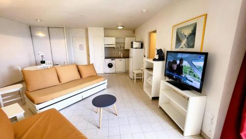 Attrezzature e servizi, BP Bellevue - 4eme étage vue mer (BP Bellevue - 4eme etage vue mer) in Avenue de Cannes