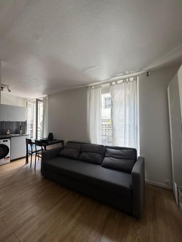 Appartement Rodier Montmartre Paris - image 4
