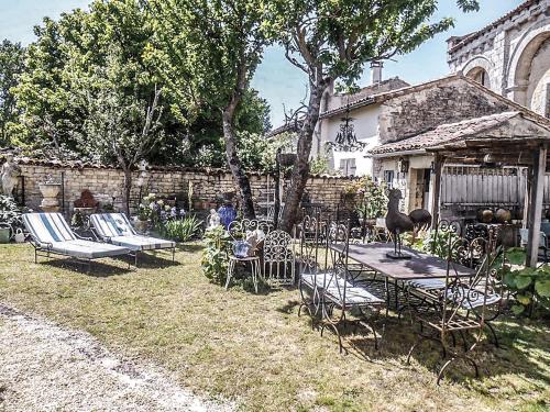 le vieux prieure in Cresse