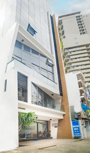 Dolphin Hotel Nha Trang - 숙소 외관