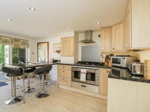 A szálláshely kívülről, The Old Reading Room in Bledington