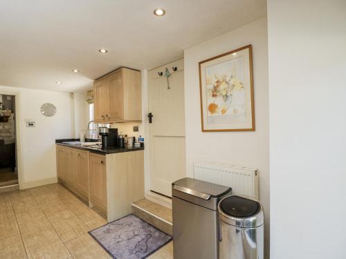 A szálláshely kívülről, The Old Reading Room in Bledington