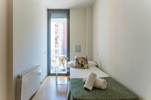Apartment Barcelona Rentals - Pool Terrace in City Center - image 11