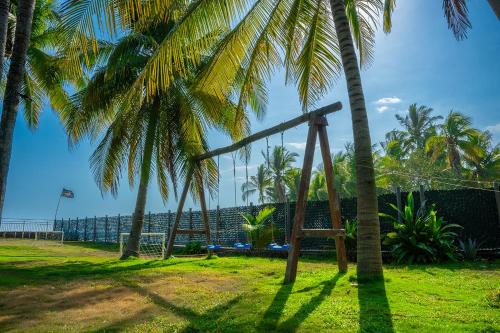 Mangomar Beach House in Acachapa