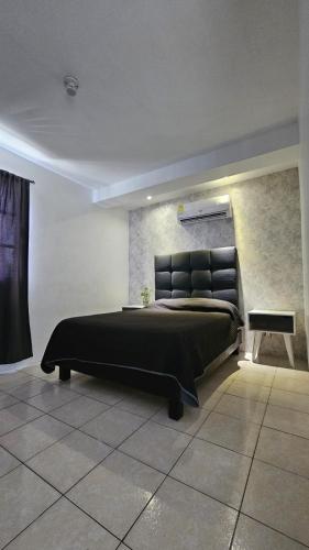 casa Apodaca cerca del aeropuerto in Sin Nombre de Col 26