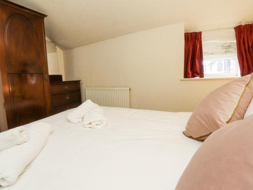 Bridgend Cottage - image 13