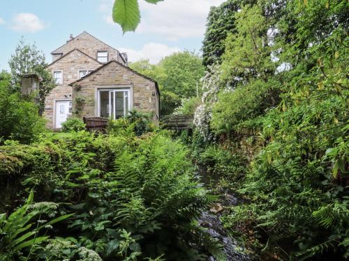 Bridgend Cottage - image 9