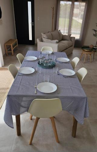 ꕥ Maison Tuber, Havre de paix proche de Jonzac in Brie Sous Archiac