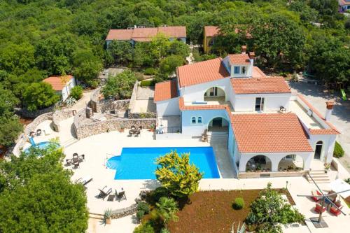 مسبح, Lotus Rooms in Krk Island